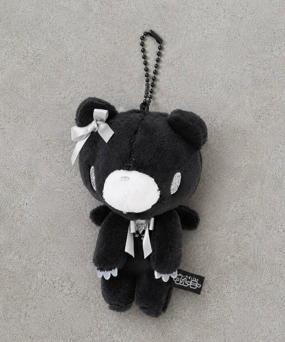 ブラック