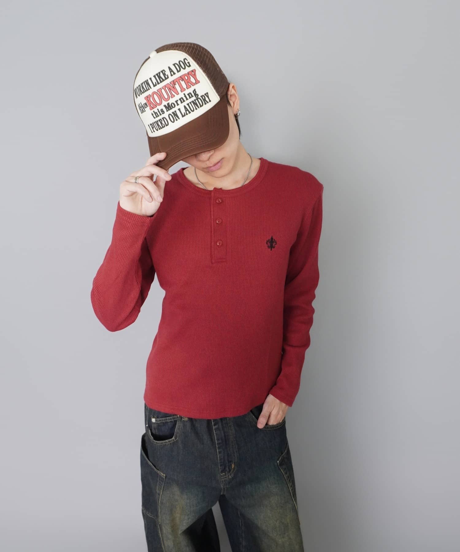 短丈ワッフルヘンリーネック長袖Tシャツ/サーマル/ワンポイントロゴ