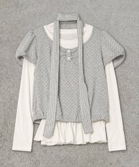 グレー