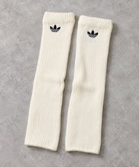 オフホワイト