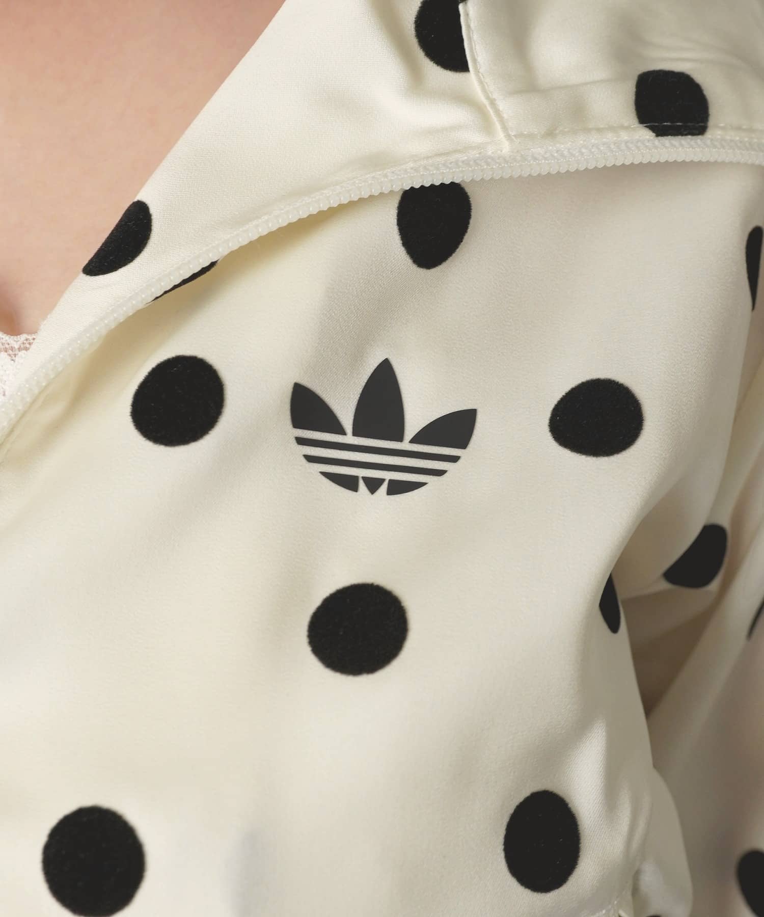 ≪adidas/アディダス≫ドット柄トラックジャケット | SPINNS WEB STORE