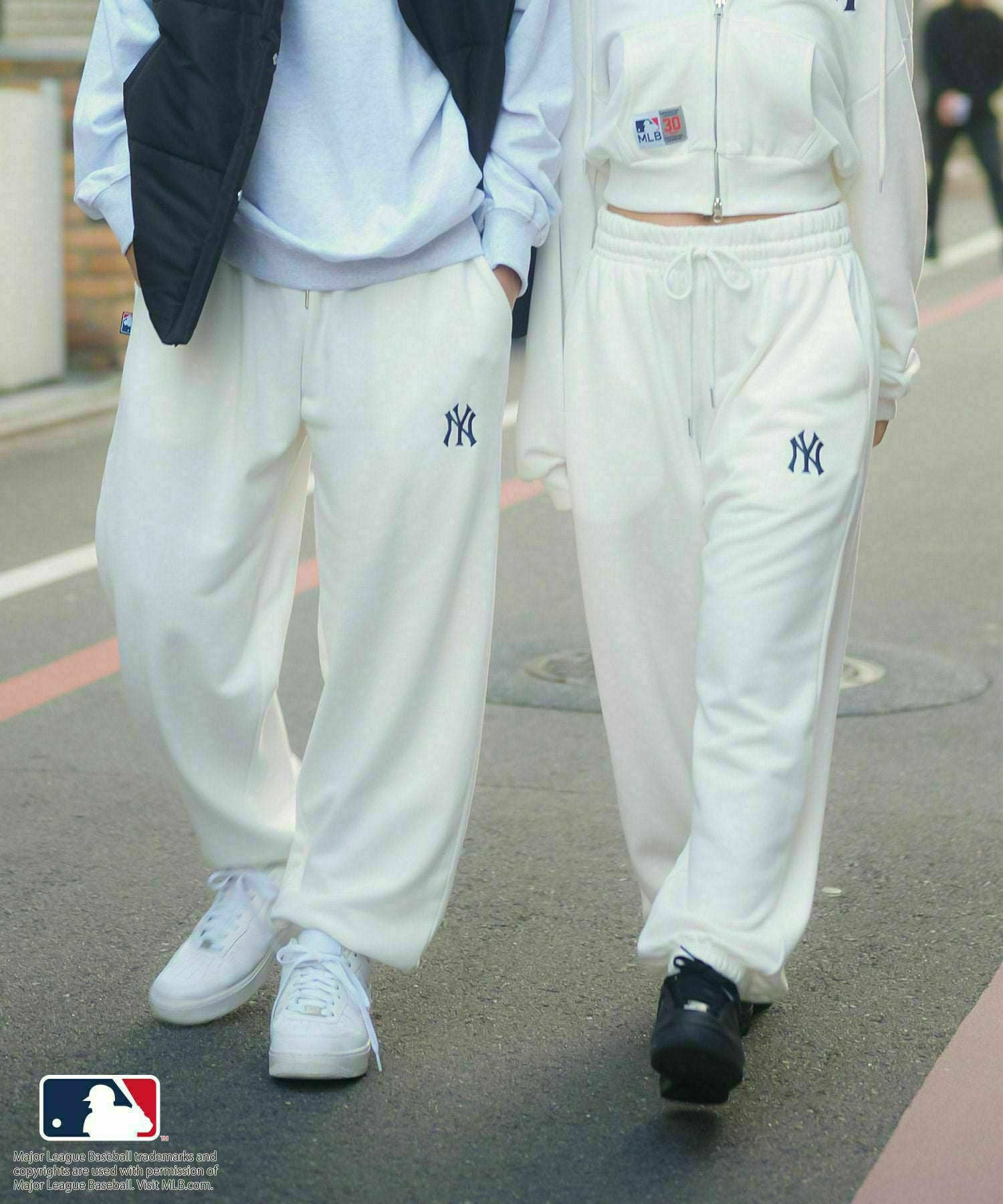 ≪MLB/メジャーリーグベースボール≫別注ワンポイントロゴスウェット