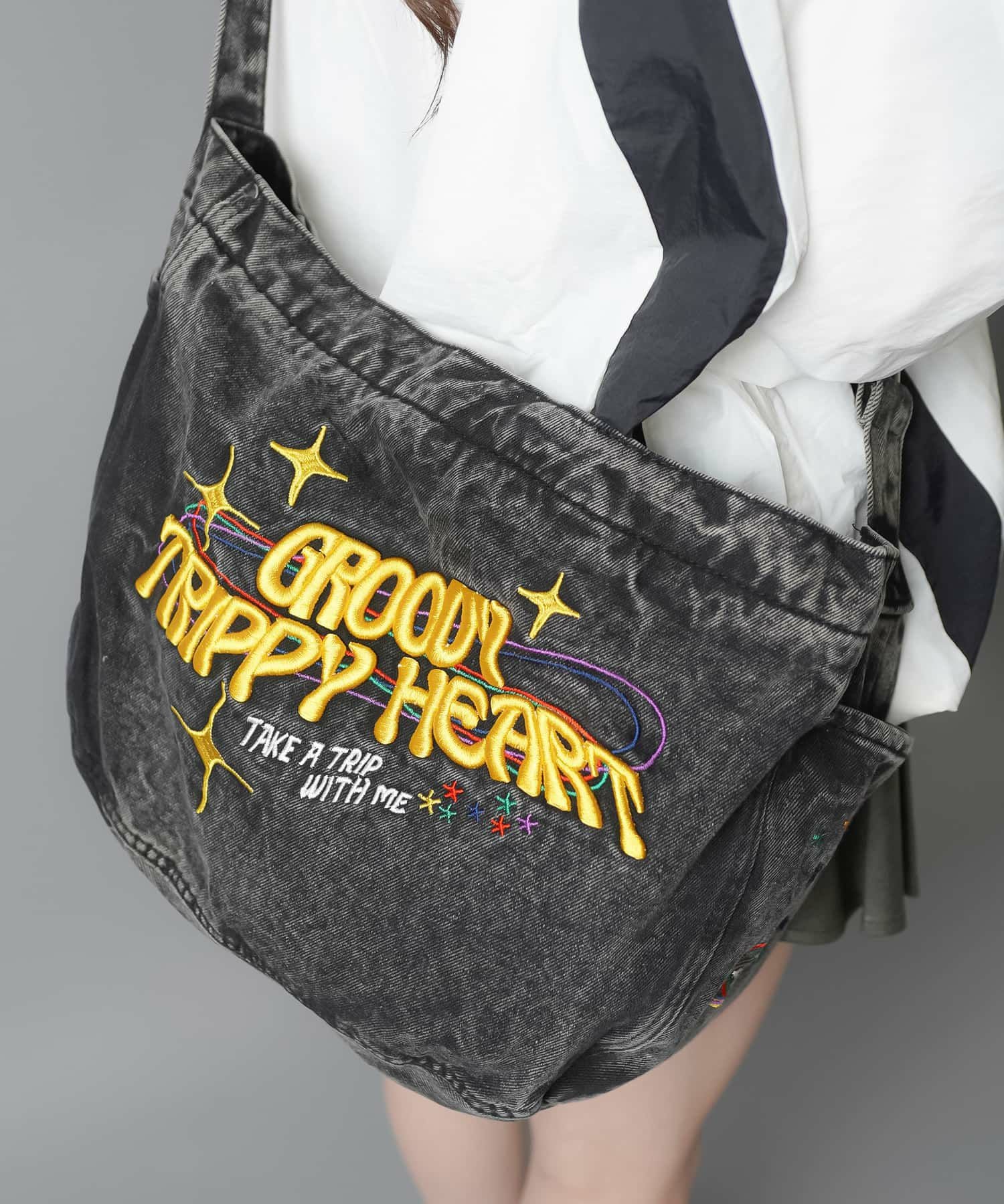 85%OFF】デニム地ショルダーバッグ/GROOVY | SPINNS WEB STORE